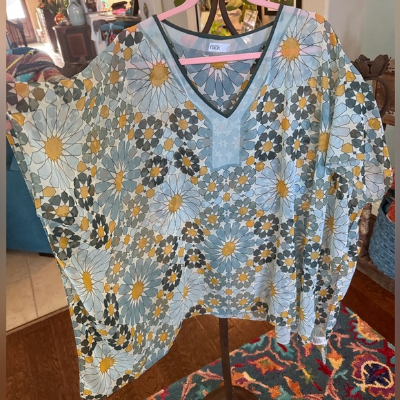 Swimsuit Cover or Sheer Tunic - Picture 1 of 8